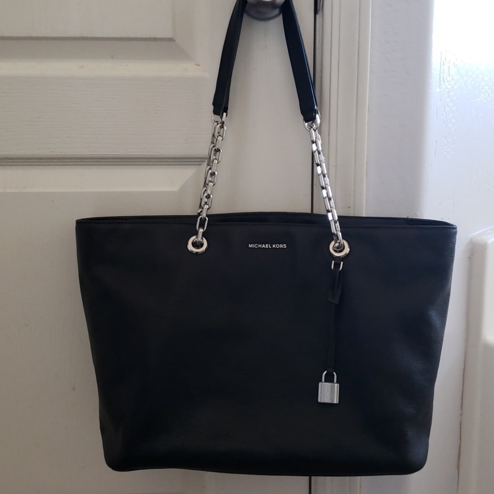 Michale kors bag